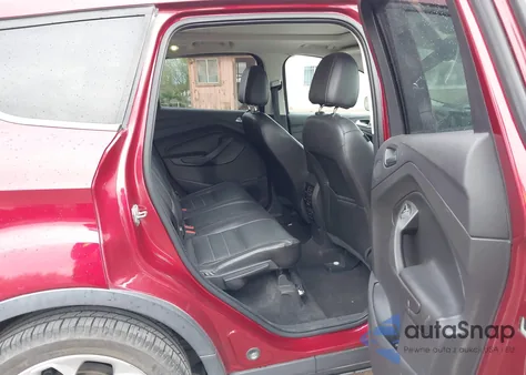 2016 Ford Escape Titanium из США, поврежденный, VIN 1FMCU0J96GUB99780